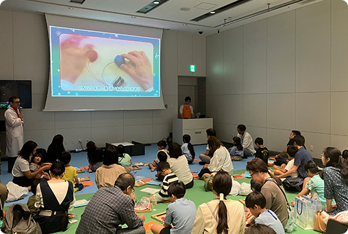 「紀尾井FES2024」にて、「電気」をテーマに、「ひかる車をつくろう」ワークショップ